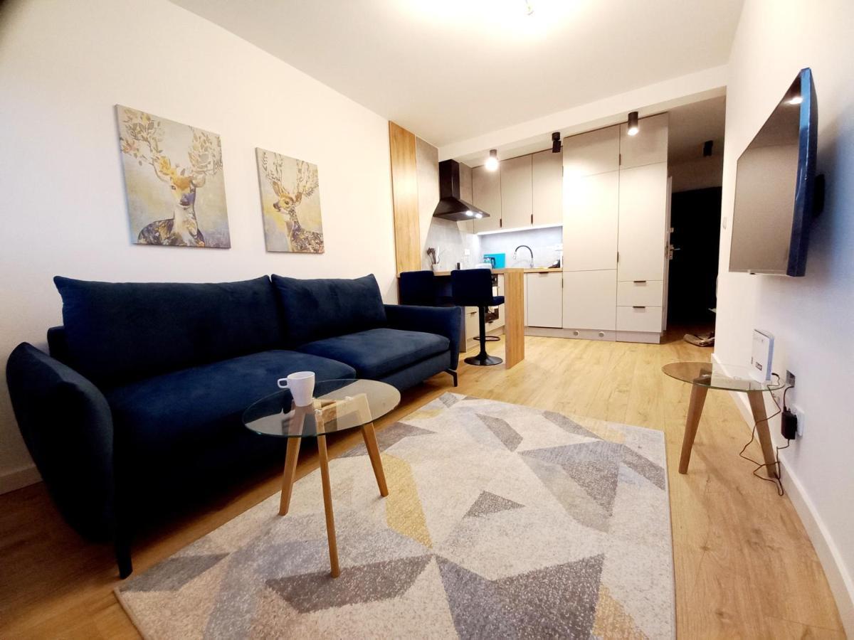 Neoapartments Lotnicza Apartment *