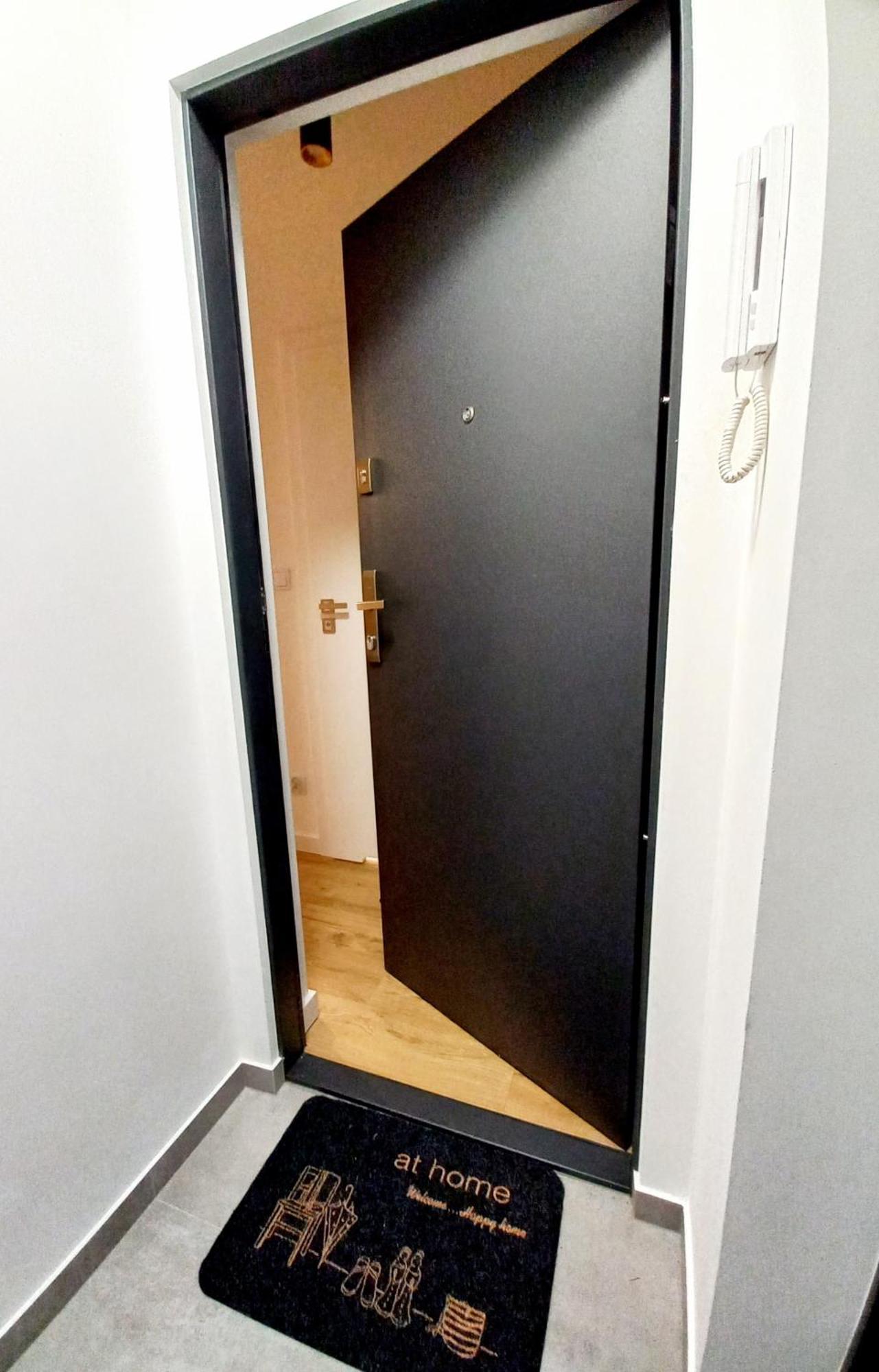 Neoapartments Lotnicza *